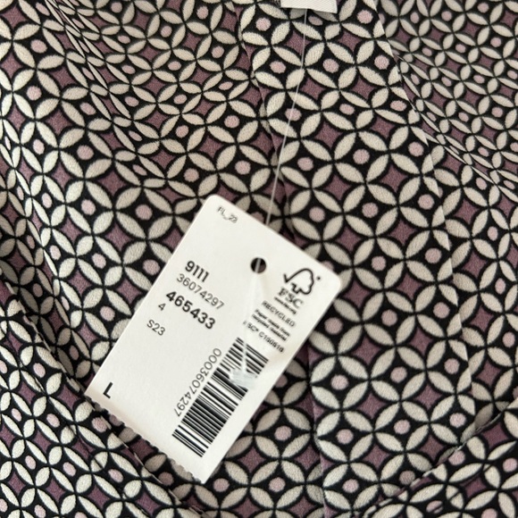 NWT V neck with ties, smocked sleeves, size L purple Reitman’s blouse - Picture 3 of 9